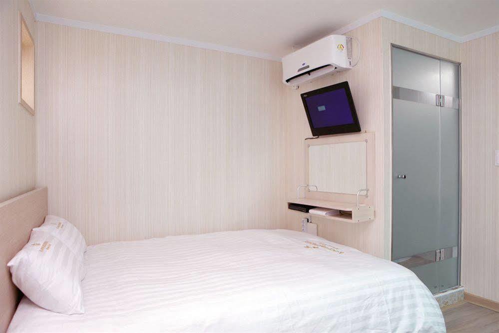 K-Pop Residence Myeongdong 2 Seoul Exterior photo